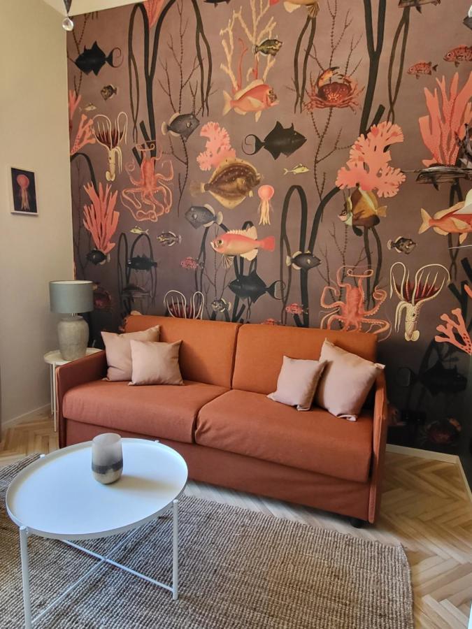 Orange Flat By Grazrentals Highest Standard & Free Parking