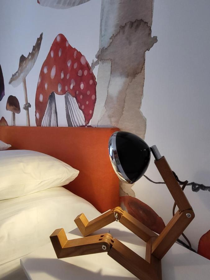 Orange Flat By Grazrentals Highest Standard & Free Parking Appartement *